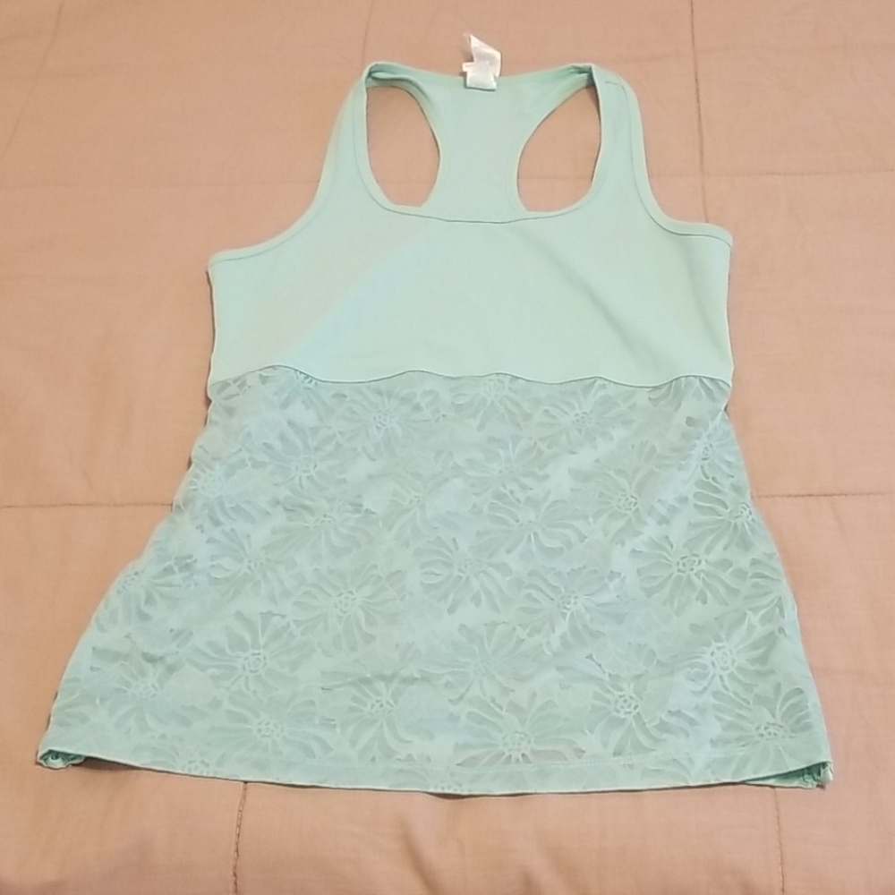 Great condition Fabletics seafoam green tank